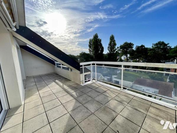 LA BAULE ESCOUBLAC CENTRE - Appartement T4 Duplex en dernier étage avec terrasse sur l'arrière