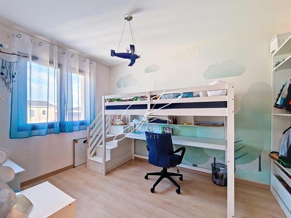 Maison T4 3 chambres 87 m² piscine et garage