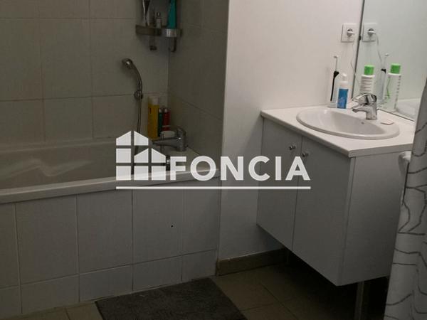 Location Appartement meublé 3 pièces 66.05 m² - 18 ALLEE SIMONE DE BEAUVOIR Lille 59000