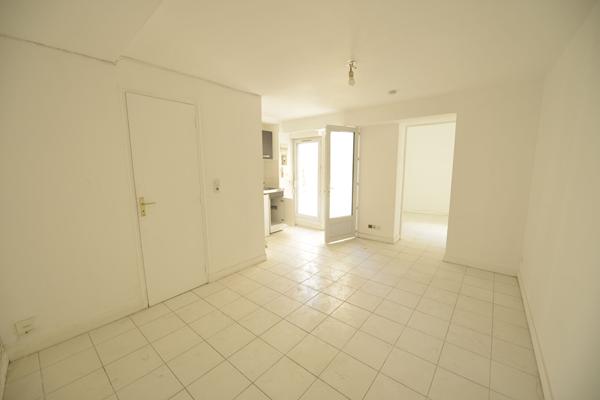 49100 ANGERS T2- HYPER CENTRE VILLE - AVEC TERRASSE - CLASSE D