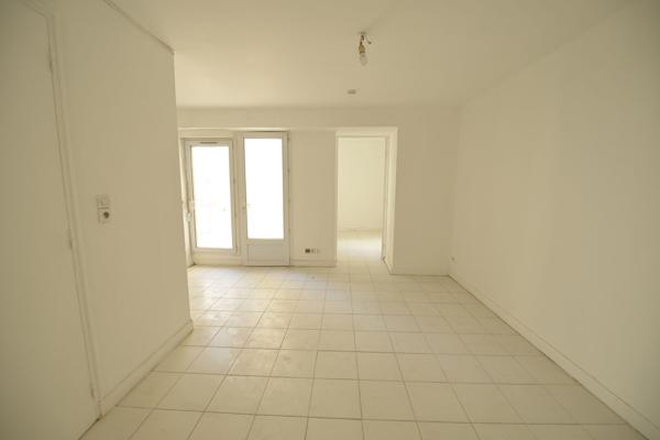 49100 ANGERS T2- HYPER CENTRE VILLE - AVEC TERRASSE - CLASSE D