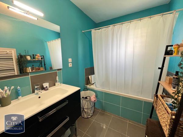 Location maison Saint-Martin-d'Auxigny (18110) 3 pièces 75m²