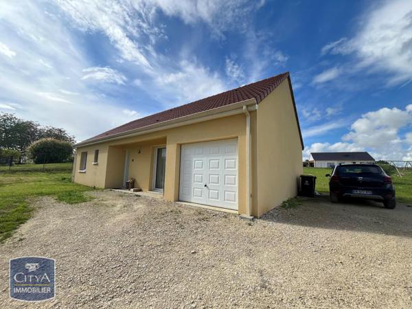 Location maison Saint-Martin-d'Auxigny (18110) 3 pièces 75m²