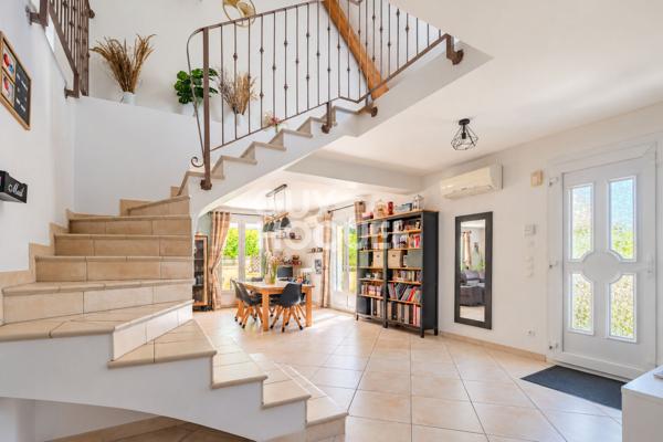 Maison coup de coeur de 240 m² avec piscine, appartement indépendant et double box à Mouy