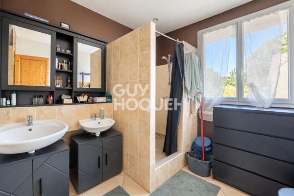 Maison coup de coeur de 240 m² avec piscine, appartement indépendant et double box à Mouy