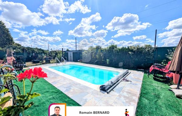 Maison familiale 4 chambres avec suite parentale, panneaux solaires et piscine.