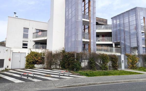 Appartement à vendre    3 pièces • 63,90 m2 Billère