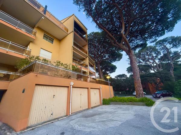 Appartement F1 à vendre  1 pièce - 25,50 m2 HYERES - 83