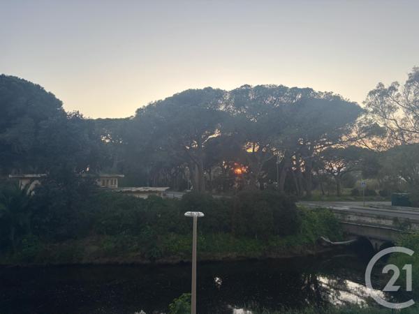 Appartement F1 à vendre  1 pièce - 25,50 m2 HYERES - 83