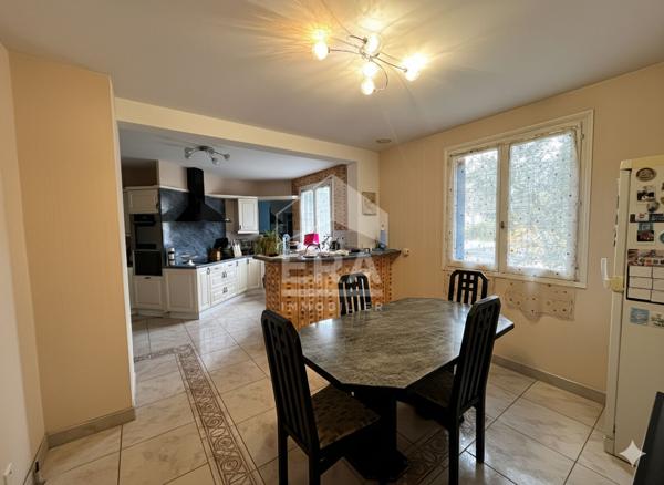 Maison familiale de 213m2 Chambray-les-tours