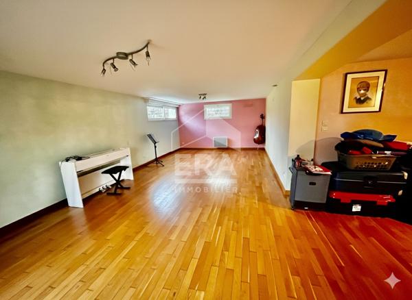 Maison familiale de 213m2 Chambray-les-tours