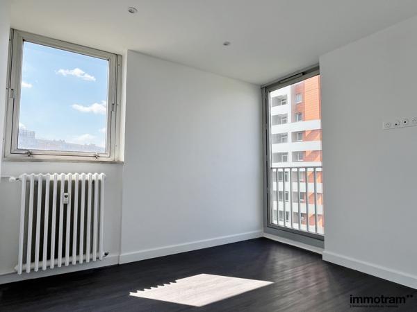 Vente Appartement 100m 2 - 4 chambre(s) - Roubaix, Roubaix Eurotéléport • Réf. VA26305