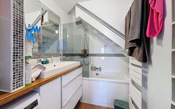 Appartement à vendre    4 pièces • 77,90 m2 Guyancourt