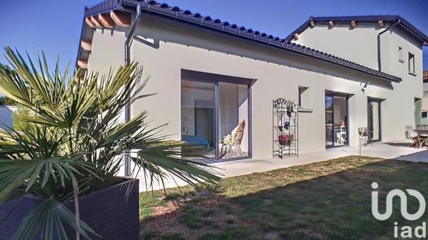 Maison à vendre 6 pièces 135 m² Tournon-sur-Rhône