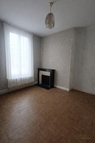 Maison à AYENCOURT LE MONCHEL (80500)