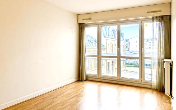 Appartement à vendre    2 pièces • 47,75 m2 Versailles