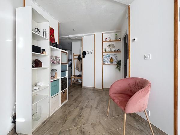 Appartement 78m2 avec grande terrasse, garage et cave