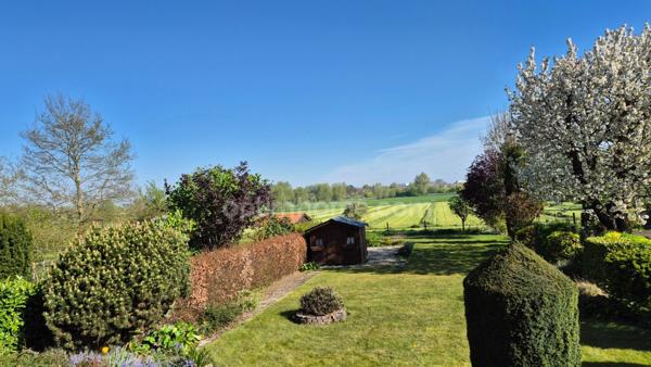 Maison semi individuelle 4 chambres sur 758m2