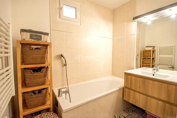 Marseille 9ème/ Appartement 4 pièces/ Terrasse