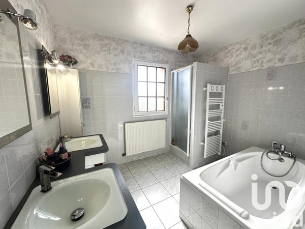 Maison à vendre 6 pièces 155 m² Allonnes