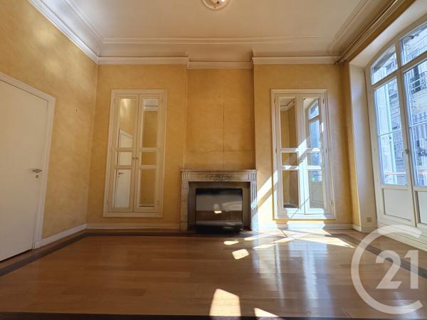 Appartement T3 à vendre  3 pièces - 105 m2 MARSEILLE - 13004