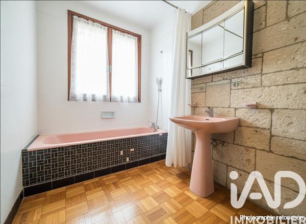 Maison à vendre 5 pièces 146 m² Bourg-Saint-Andéol