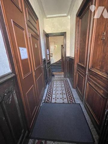 Idéal pour investisseur : En plein Coeur de ville. Immeuble composé de 7 chambres et 2 T1.  ven...