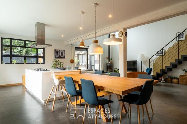 Maison contemporaine au coeur d’une ancienne menuiserie