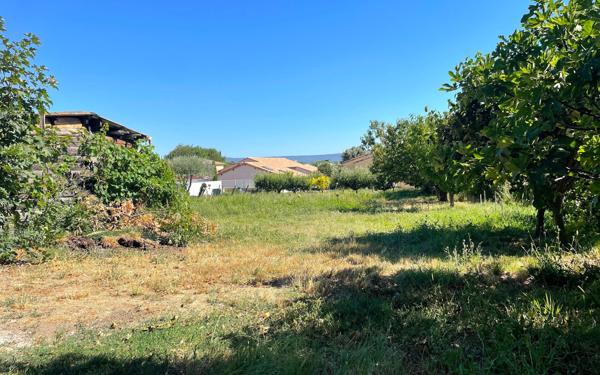 Terrain à vendre    Sauzet