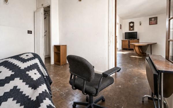 Appartement à vendre    2 pièces • 32,05 m2 Paris 18