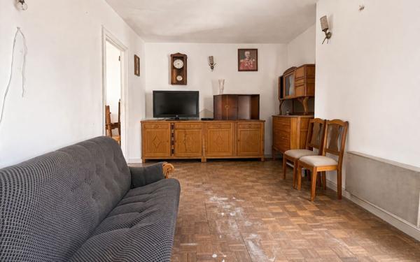 Appartement à vendre    2 pièces • 32,05 m2 Paris 18