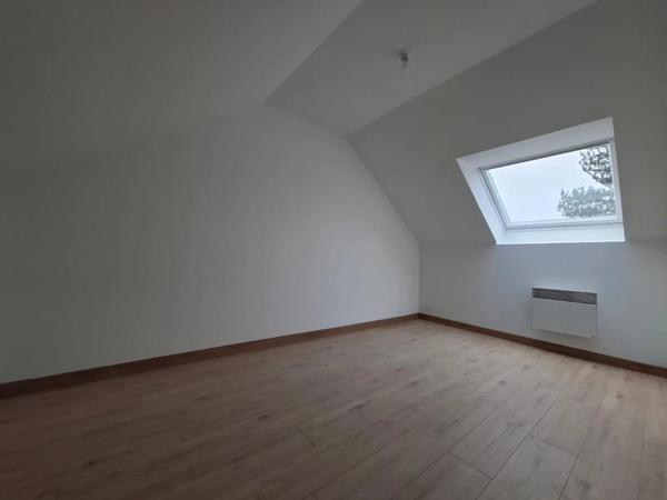 Coulommiers (77120) Maison T6 de 96 m² terrain 585 m² à LA FERTE-GAUCHER 77320