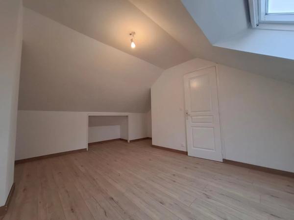 Coulommiers (77120) Maison T6 de 96 m² terrain 585 m² à LA FERTE-GAUCHER 77320