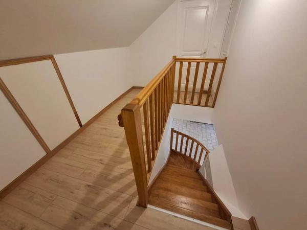 Coulommiers (77120) Maison T6 de 96 m² terrain 585 m² à LA FERTE-GAUCHER 77320