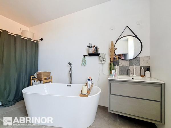 MAISON 1930 SEMI INDIVIDUELLE - 1CHAMBRE- 65M2 - JARDIN LILLE
