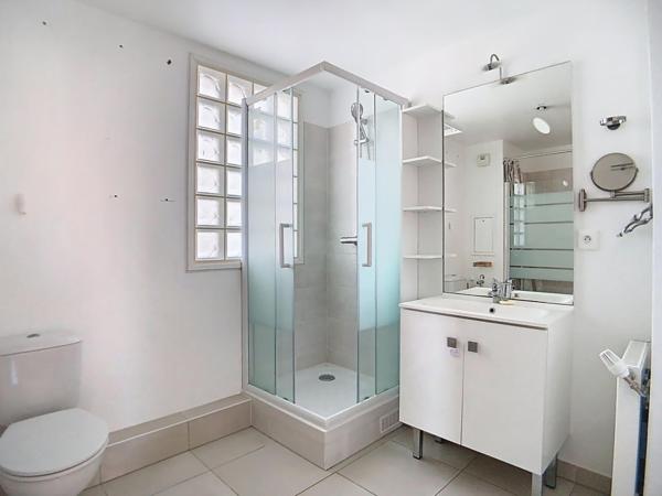 COLOMBES EUROPE – 4 PIÈCES LUMINEUX AVEC TERRASSE