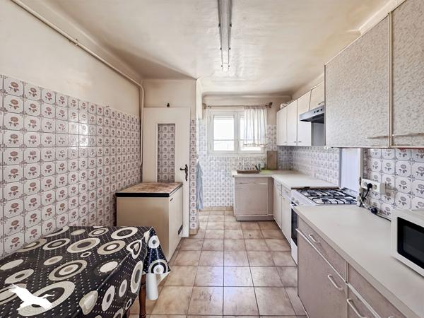 Appartement à vendre 138 000 € Marseille 11 3 p 58,1 m² DPE E
