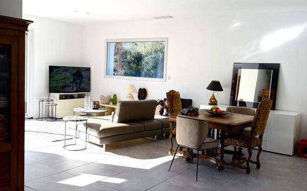 Maison à vendre    4 pièces •  Garéoult