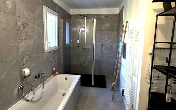 Maison à vendre    4 pièces •  Garéoult