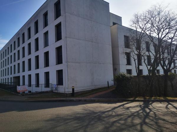 INVESTISSEMENT LOCATION dans RESIDENCE ETUDIANTE sur le CAMPUS HOPITAUX LYON SUD - OULLINS PIERRE BENITE