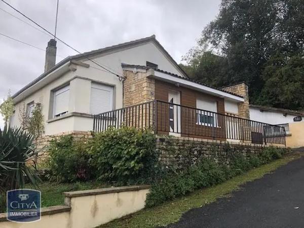 Maison à louer 4 pièces 87.99m² Sarlat-la-Canéda (24200)