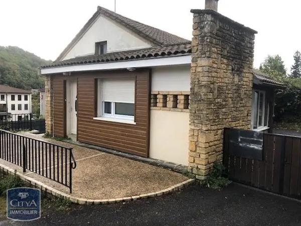 Maison à louer 4 pièces 87.99m² Sarlat-la-Canéda (24200)