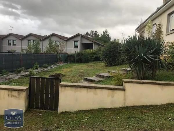 Maison à louer 4 pièces 87.99m² Sarlat-la-Canéda (24200)