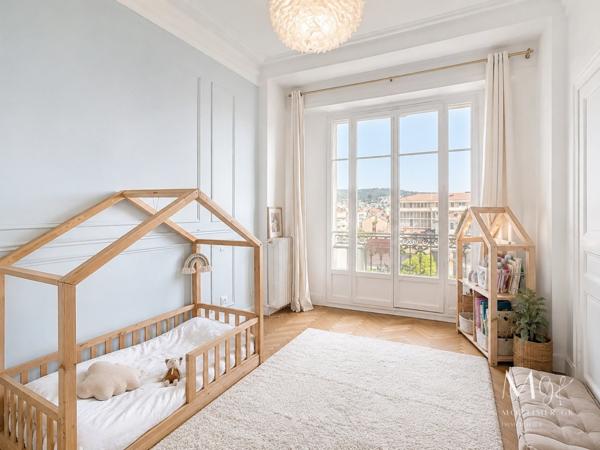 Appartement à NICE (06000)