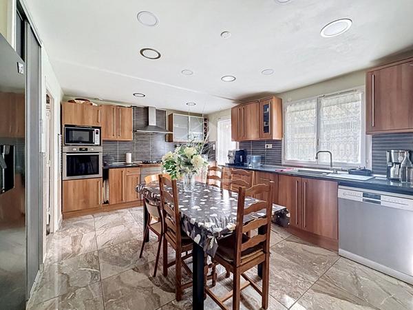 Maison à vendre à Etampes 6 pièce(s) 138 m2