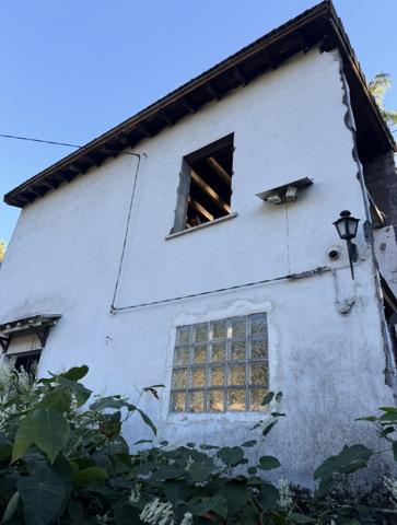 Saint-Étienne (42100) QUARTIER DU BERNAY , PETITE MAISON A RENOVER AVEC JARDIN