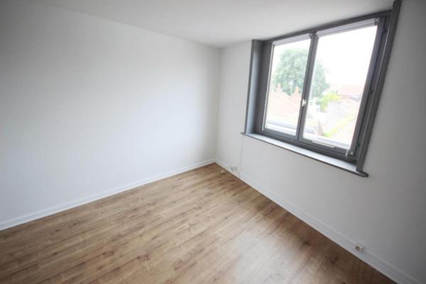 A LOUER : T1 à LILLE • rue Princesse - Vieux Lille • 555 € CC • Réf. 196-001