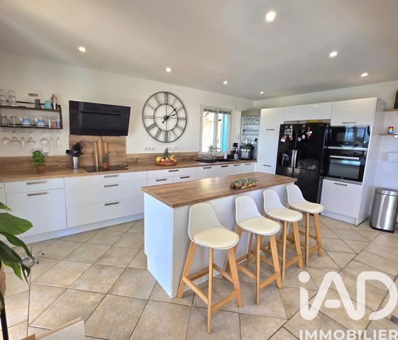 Maison à vendre 7 pièces 163 m² Le Beausset