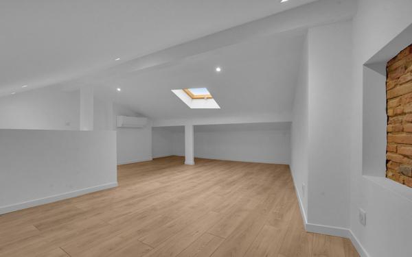 Appartement à vendre    2 pièces • 30,72 m2 Toulouse