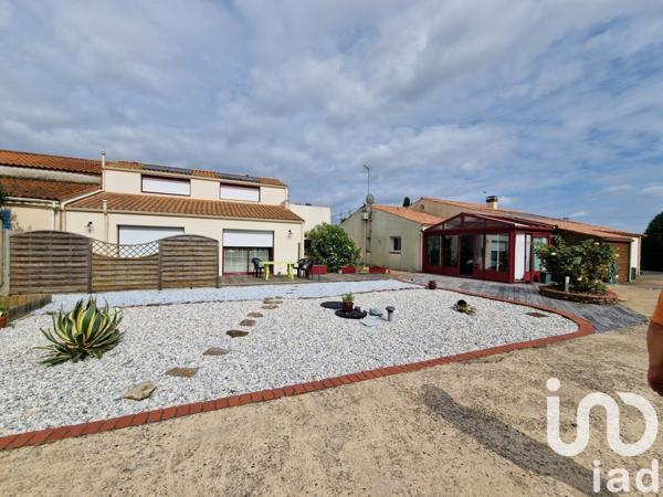 Maison à vendre 10 pièces 360 m² Grosbreuil